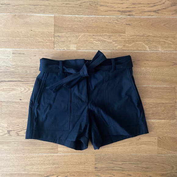 Ann Taylor black high waisted tie shorts - Picture 1 of 4
